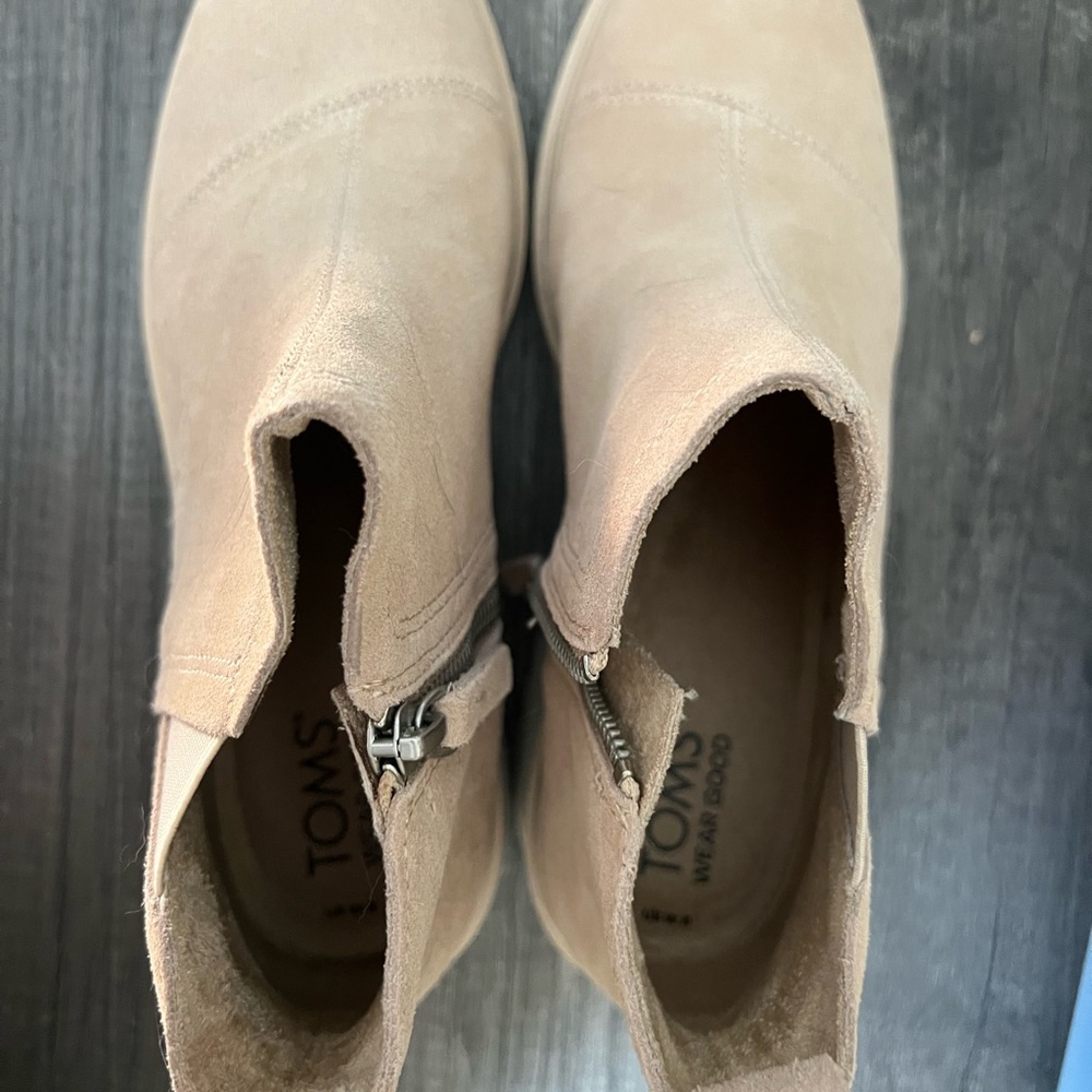 TOMS Women's Maude Wedge Boot Beige Ankle Booties